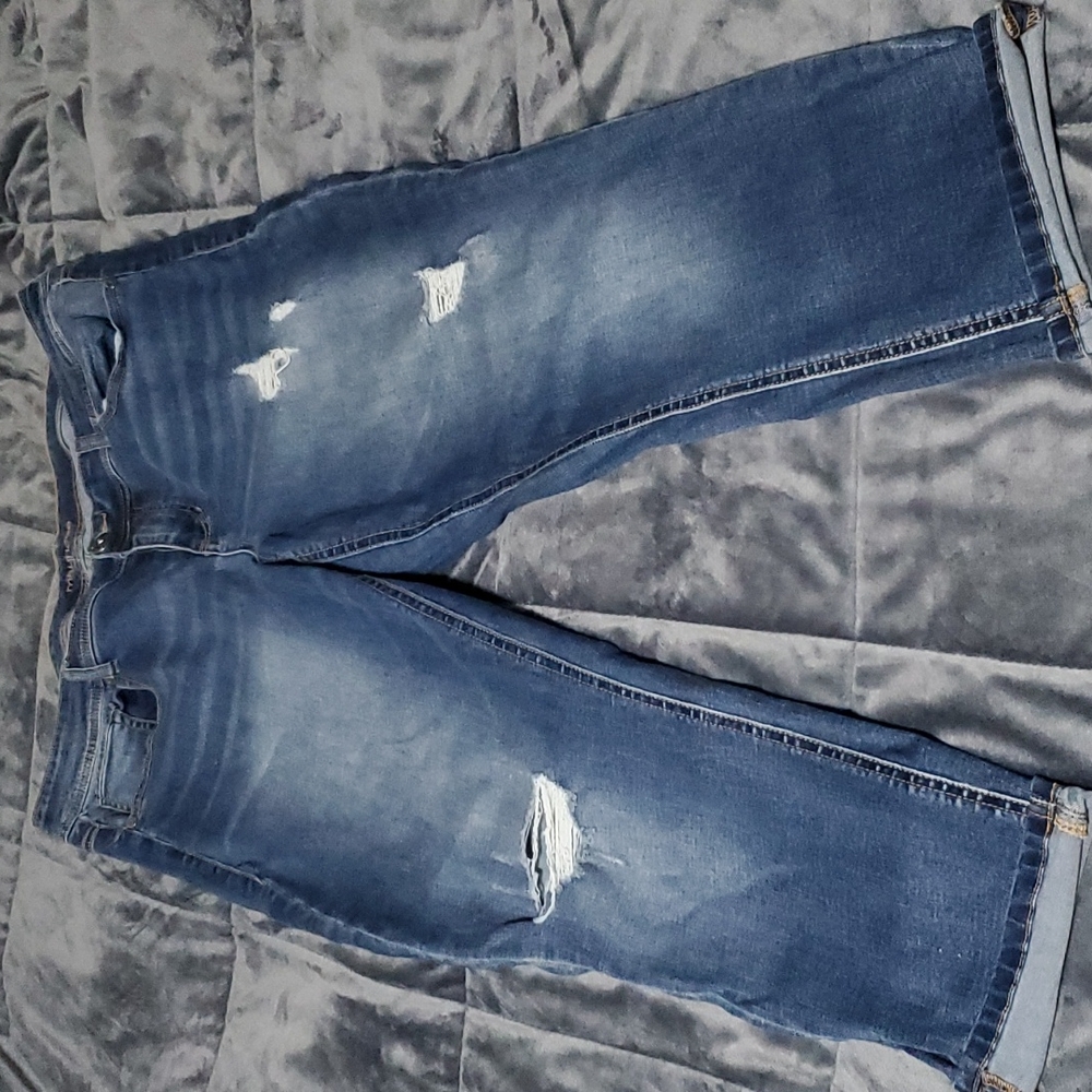 Maurices capris